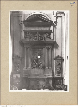 Vorderseite von Hutzel, Max [https://www.deutsche-digitale-bibliothek.de/content/lizenzen/rv-ez/] Duomo - Südquerhausarm. Westwand: Kapelle des Giacomo Lucarelli (1563), bh096936_recto. Foto: Hutzel, Max.