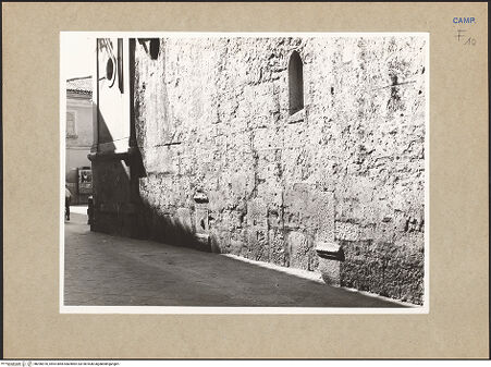 Vorderseite von Hutzel, Max [https://www.deutsche-digitale-bibliothek.de/content/lizenzen/rv-ez/] Chiesa Parrocchiale - Rechte Seite, bh096970_recto. Foto: Hutzel, Max.