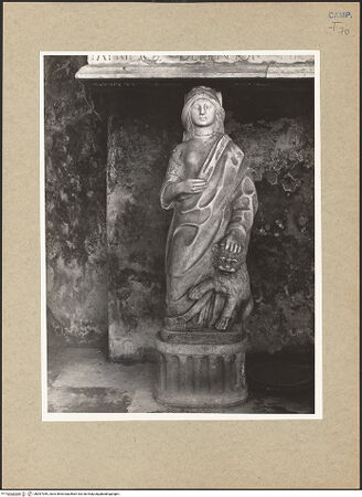 Vorderseite von Hutzel, Max [https://www.deutsche-digitale-bibliothek.de/content/lizenzen/rv-ez/] Grabmal des Antonio de Azzia (de Accia,  gest. 1478) - Fortitudo, bh097049_recto. Foto: Hutzel, Max.