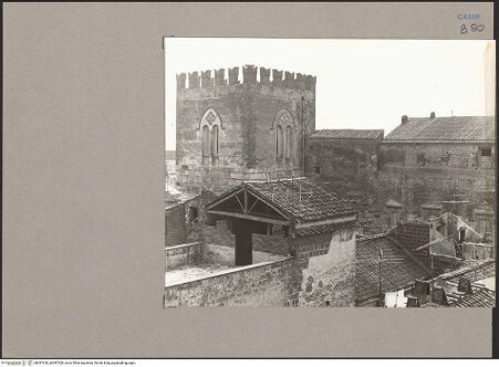 Vorderseite von Hutzel, Max [https://www.deutsche-digitale-bibliothek.de/content/lizenzen/rv-ez/] Palazzo dei Principi Normanni - Teilansicht, bh097428_bh097429_recto. Foto: Hutzel, Max.