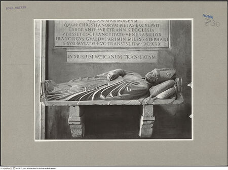 Vorderseite von ICCD [https://www.deutsche-digitale-bibliothek.de/content/lizenzen/rv-ez/] Grabmal eines Bischofs (?) - mit Inschrift "IN MUSEUM VATICANUM TRANSLATAM", bh100013_recto. Foto.