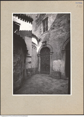 Vorderseite von ICCD [https://www.deutsche-digitale-bibliothek.de/content/lizenzen/rv-ez/] Santa Maria della Piazza - Apsis der Santa Maria della Piazza?, bh101207_recto. Foto.