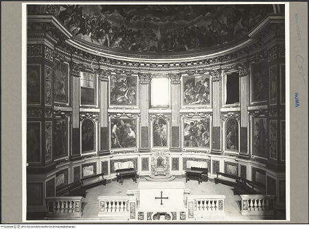 Vorderseite von ICCD [https://www.deutsche-digitale-bibliothek.de/content/lizenzen/rv-ez/] Santi Quattro CoronatiInneresCappella Maggiore - Innenansicht des Chors: Unterer Bereich mit Freskenzyklus, bh101523_recto. Foto.