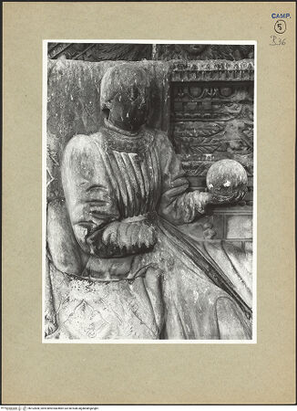 Vorderseite von ICCD [https://www.deutsche-digitale-bibliothek.de/content/lizenzen/rv-ez/] Triumphbogen Alfonsos VTriumphaler Einzug Alfons V. in NeapelAlfons V. auf dem Triumphwagen thronend - Detail: Alfons V., bh102858_recto. Foto.