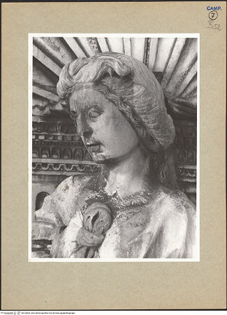 Vorderseite von ICCD [https://www.deutsche-digitale-bibliothek.de/content/lizenzen/rv-ez/] Triumphbogen Alfonsos VJustitia - Detail: Kopf, bh102893_recto. Foto.