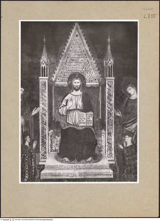 Vorderseite von ICCD [https://www.deutsche-digitale-bibliothek.de/content/lizenzen/rv-ez/] Christus thronend mit Heiligen, Karl von Kalabrien, König Robert 1, Sancia von Mallorca und Johanna 1. von Neapel - Detail: Christus zwischen Maria und Johannes, bh103091_recto. Foto.