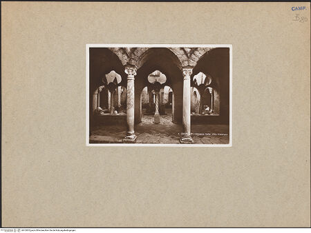 Vorderseite von unbekannt [https://www.deutsche-digitale-bibliothek.de/content/lizenzen/rv-ez/] Villa Cimbrone - Il chiostro (Der "Kreuzgang", um 1917), bh103873_recto. Foto.