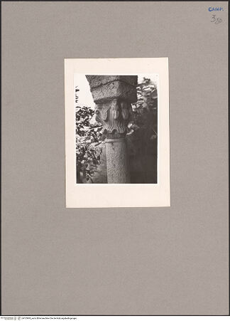 Vorderseite von unbekannt [https://www.deutsche-digitale-bibliothek.de/content/lizenzen/rv-ez/] Villa Cimbrone - Il chiostro (Der "Kreuzgang", um 1917), bh103993_recto. Foto.