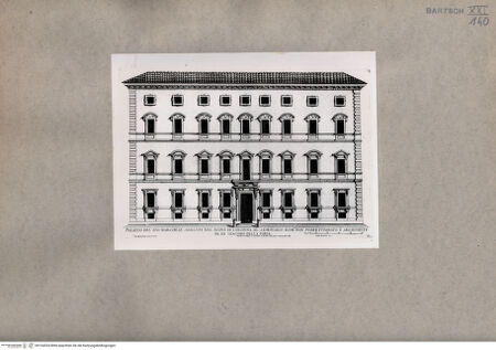 Vorderseite von  [http://creativecommons.org/publicdomain/mark/1.0/] Fassade des Palazzo Serlupi - , bh104324. Foto.