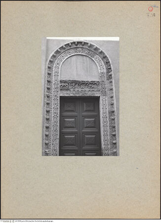 Vorderseite von Soergel, Gerda [https://www.deutsche-digitale-bibliothek.de/content/lizenzen/rv-fz/] Rechtes Seitenportal - Teilansicht, bh105509_recto. Foto: Soergel, Gerda.