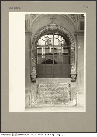 Vorderseite von Hutzel, Max [https://www.deutsche-digitale-bibliothek.de/content/lizenzen/rv-ez/] Grabmonument des Bischofs Francesco de Toledo (+1479)Bogenrahmung - , bh106131_recto. Foto.