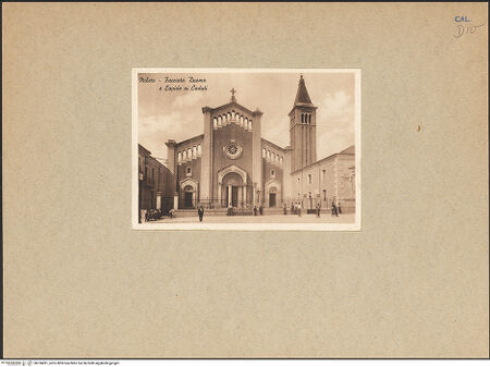 Vorderseite von unbekannt [https://www.deutsche-digitale-bibliothek.de/content/lizenzen/rv-fz/] Cattedrale - Fassade des Neubaues, bh106891_recto. Foto.