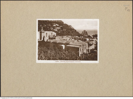 Vorderseite von unbekannt [https://www.deutsche-digitale-bibliothek.de/content/lizenzen/rv-ez/] Certosa di San Giacomo - Gesamtansicht, bh106935_recto. Foto.