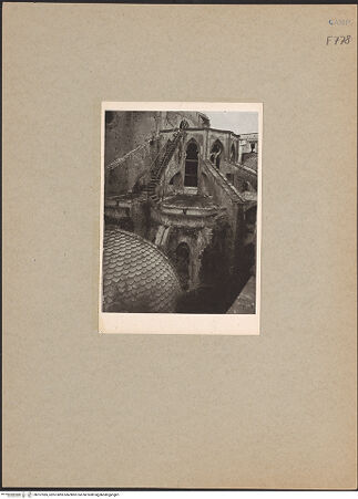 Vorderseite von ICCD [https://www.deutsche-digitale-bibliothek.de/content/lizenzen/rv-fz/] San Lorenzo Maggiore - Die Apsis von Südosten während der Restaurierung von 1944, bh107985_recto. Foto.