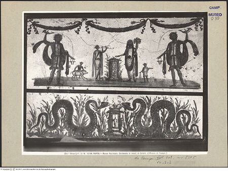 Vorderseite von Alinari [https://www.deutsche-digitale-bibliothek.de/content/lizenzen/rv-ez/] Laren und Schlangen - Gesamtansicht, bh109411_recto. Foto.