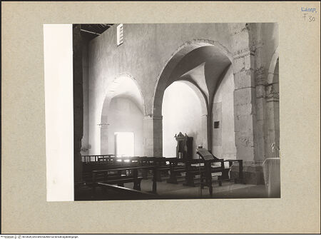 Vorderseite von Bibliotheca Hertziana [https://www.deutsche-digitale-bibliothek.de/content/lizenzen/rv-fz/] Santi Pietro e Paolo - Blick von Südosten zum Nordseitenschiff, bh109449_recto. Foto.