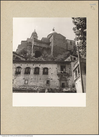 Vorderseite von Bibliotheca Hertziana [https://www.deutsche-digitale-bibliothek.de/content/lizenzen/rv-fz/] Santi Pietro e Paolo - Chor von Südosten, bh109451_recto. Foto.