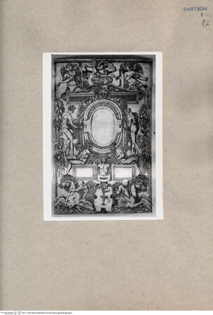 Vorderseite von British Museum [https://www.deutsche-digitale-bibliothek.de/content/lizenzen/rv-ez/] Ornamentrahmen mit Insignien von Franz I. - , bh111249. Foto.