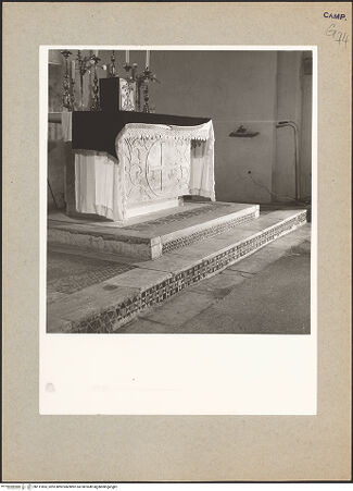 Vorderseite von Hutzel, Max [https://www.deutsche-digitale-bibliothek.de/content/lizenzen/rv-ez/] Fußbodenmosaik - Raum des Hauptaltars, bh111853_recto. Foto: Hutzel, Max.