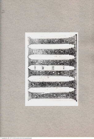 Vorderseite von British Museum [https://www.deutsche-digitale-bibliothek.de/content/lizenzen/rv-ez/] Verzierte Säulen in Mantua - , bh112129. Foto.