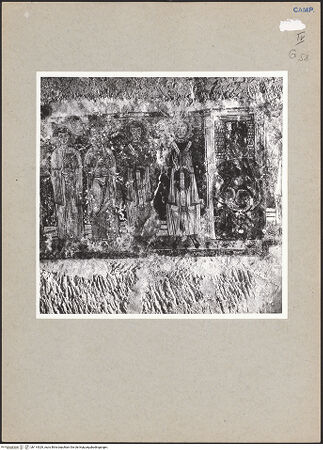 Vorderseite von Bibliotheca Hertziana [https://www.deutsche-digitale-bibliothek.de/content/lizenzen/rv-fz/] VotivfreskenKreuzigung Christi und Heiligendarstellungen - Detail: Die heiligen Stephanus, Petrus, Maximus von Nola und Papst Silvester sowie der Drachen des Silvester in seiner Höhlenwohnung auf dem Forum, bh114329_recto. Foto.