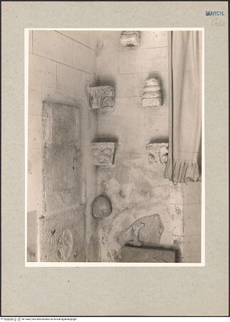 Vorderseite von National Gallery of Art, Washington? [https://www.deutsche-digitale-bibliothek.de/content/lizenzen/rv-ez/] Santa CroceSanta CroceVano Nord - Südwestecke: Fragmente der ehemaligen Außendekoration, bh114482_recto. Foto: Hutzel, Max.