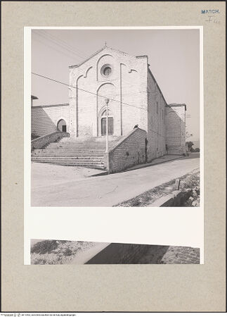 Vorderseite von Hutzel, Max [https://www.deutsche-digitale-bibliothek.de/content/lizenzen/rv-ez/] San FrancescoAußenbau - Fassade, bh114492_recto. Foto: Hutzel, Max.