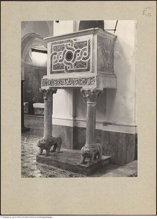 Vorderseite von Hutzel, Max [https://www.deutsche-digitale-bibliothek.de/content/lizenzen/rv-ez/] Seitenansicht von rechts, bh118026_recto. Foto: Hutzel, Max.