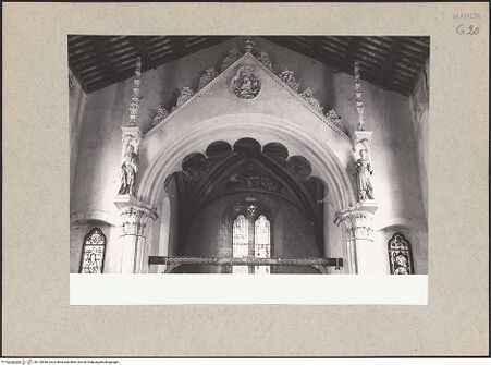 Vorderseite von Hutzel, Max [https://www.deutsche-digitale-bibliothek.de/content/lizenzen/rv-ez/] San FrancescoInnenraum - Triumphbogen, bh118346_recto. Foto: Hutzel, Max.