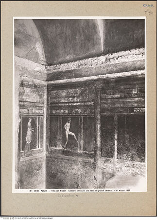 Vorderseite von Alinari [https://www.deutsche-digitale-bibliothek.de/content/lizenzen/rv-ez/] Wanddekoration - Teilansicht (südöstliche Ecke), bh118632_recto. Foto.