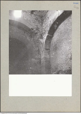 Vorderseite von Guidotti [https://www.deutsche-digitale-bibliothek.de/content/lizenzen/rv-ez/] Sant'Ilario a Port'Aurea - Ostkuppelraum und Apsisansatz, bh118720_recto. Foto: Guidotti.