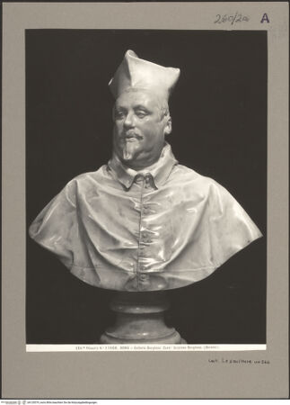 Vorderseite von Alinari [https://www.deutsche-digitale-bibliothek.de/content/lizenzen/rv-ez/] Bildnis des Kardinals Scipione Borghese (zweite Version) - Gesamtansicht frontal/ linkes Viertelprofil, bh120579_recto. Foto.