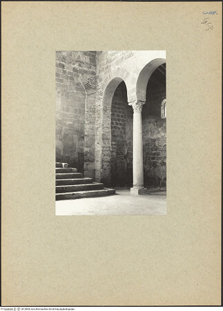 Vorderseite von Urban [https://www.deutsche-digitale-bibliothek.de/content/lizenzen/rv-ez/] Santa Maria in Foro Claudio - Innenfassade, erster Wandpfeiler der linken Arkade, bh120808_recto. Foto: Urban, Thomas.