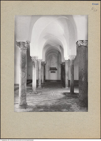 Vorderseite von Bibliotheca Hertziana [https://www.deutsche-digitale-bibliothek.de/content/lizenzen/rv-fz/] Cattedrale - Blick von Norden, bh120820_recto. Foto.