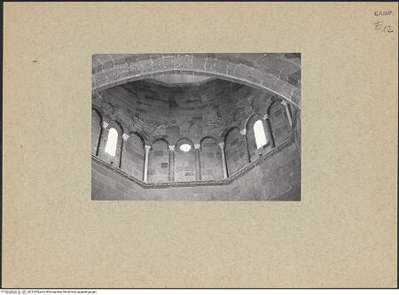 Vorderseite von Bibliotheca Hertziana [https://www.deutsche-digitale-bibliothek.de/content/lizenzen/rv-fz/] DuomoQuerhaus und Kuppel - Kuppel, Detail, bh121055_recto. Foto.