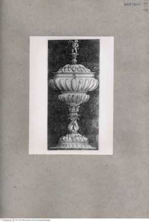 Vorderseite von  [http://creativecommons.org/publicdomain/mark/1.0/] ... - , bh121392. Foto.