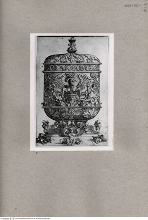 Vorderseite von  [http://creativecommons.org/publicdomain/mark/1.0/] ... - , bh121399. Foto.