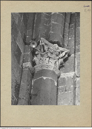 Vorderseite von Bibliotheca Hertziana [https://www.deutsche-digitale-bibliothek.de/content/lizenzen/rv-fz/] Kapitelle der Vierung und des QuerhausesKapitell des Querhauses - Gesamtansicht, bh122538_recto. Foto.