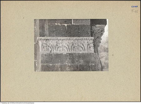 Vorderseite von Bibliotheca Hertziana [https://www.deutsche-digitale-bibliothek.de/content/lizenzen/rv-fz/] Kapitelle der Südarkade und des SüdseitenschiffesKapitell des Pfeilers - Detail (Westvorlage), bh126089_recto. Foto: Mörsch.