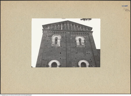 Vorderseite von Bibliotheca Hertziana [https://www.deutsche-digitale-bibliothek.de/content/lizenzen/rv-fz/] DuomoNördlicher Querhausarm - Nordwand, Teilansicht, bh126093_recto. Foto: Mörsch.