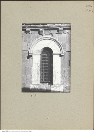 Vorderseite von Bibliotheca Hertziana [https://www.deutsche-digitale-bibliothek.de/content/lizenzen/rv-fz/] DuomoSüdfassade - Südliches Seitenschiff, erstes Fenster von Westen, bh126108_recto. Foto: Mörsch.