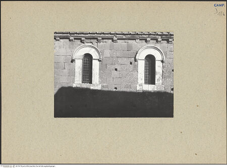 Vorderseite von Bibliotheca Hertziana [https://www.deutsche-digitale-bibliothek.de/content/lizenzen/rv-fz/] DuomoSüdfassade - Südliches Seitenschiff, die ersten zwei Fenster von Westen, bh126110_recto. Foto: Mörsch.