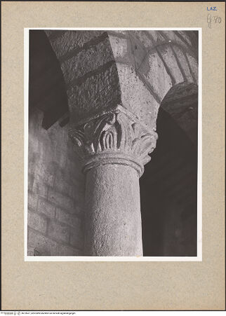 Vorderseite von Foto Marburg [https://www.deutsche-digitale-bibliothek.de/content/lizenzen/rv-ez/] Korinthisierendes Kapitell - , bh129417_recto. Foto: Hutzel, Max.