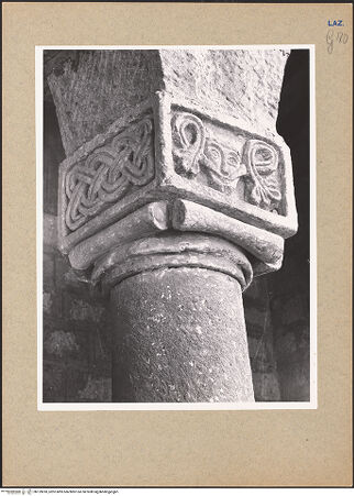 Vorderseite von Foto Marburg [https://www.deutsche-digitale-bibliothek.de/content/lizenzen/rv-ez/] Kapitell  - , bh129818_recto. Foto: Hutzel, Max.