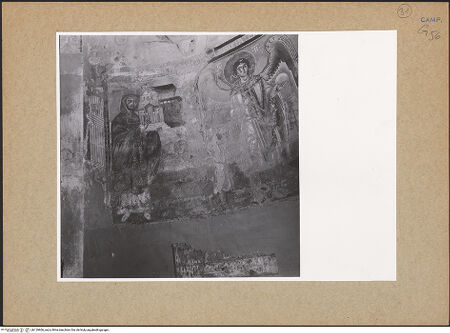 Vorderseite von unbekannt [https://www.deutsche-digitale-bibliothek.de/content/lizenzen/rv-fz/] Majestas Domini mit Evangelistensymbolen, Erzengeln, Stifter und HeiligemMittleres Register: drei Erzengel zwischen dem Abt Desiderius von Montecassino und dem heiligen Benedikt von Nursia - Ausschnitt der linken Seite mit dem Stifter Desiderius von Montecasino und dem Erzengel Gabriel, bh129906_recto. Foto: Paeseler, Wilhelm.