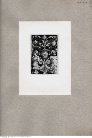 Vorderseite von  [http://creativecommons.org/publicdomain/mark/1.0/] ... - , bh130027. Foto.