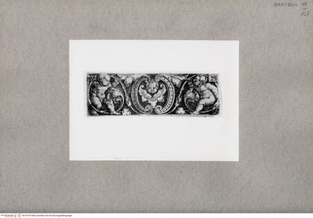 Vorderseite von  [http://creativecommons.org/publicdomain/mark/1.0/] ... - , bh130193. Foto.