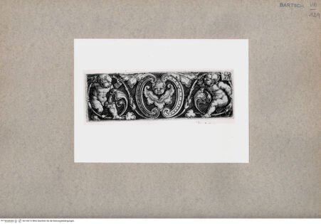 Vorderseite von  [http://creativecommons.org/publicdomain/mark/1.0/] ... - , bh130212. Foto.