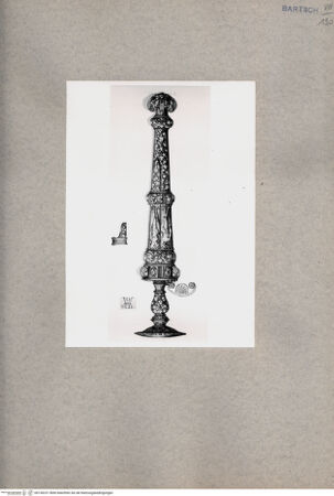 Vorderseite von  [http://creativecommons.org/publicdomain/mark/1.0/] ... - , bh130231. Foto.