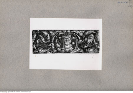 Vorderseite von  [http://creativecommons.org/publicdomain/mark/1.0/] ... - , bh130242. Foto.